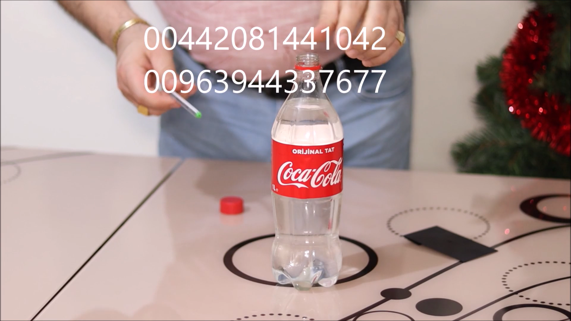 اقوى فيديو قلم يخترق زجاجة